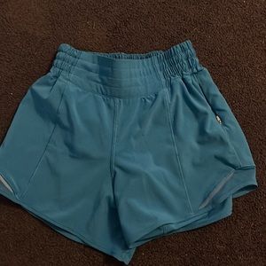 Lululemon poolside hottyhot shorts